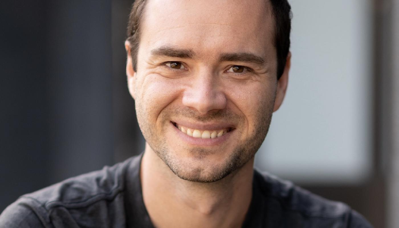 别再把大模型当搜索引擎了！Karpathy 爆火新思路：让 LLM 给你打工，建立会复利的个人 Wiki